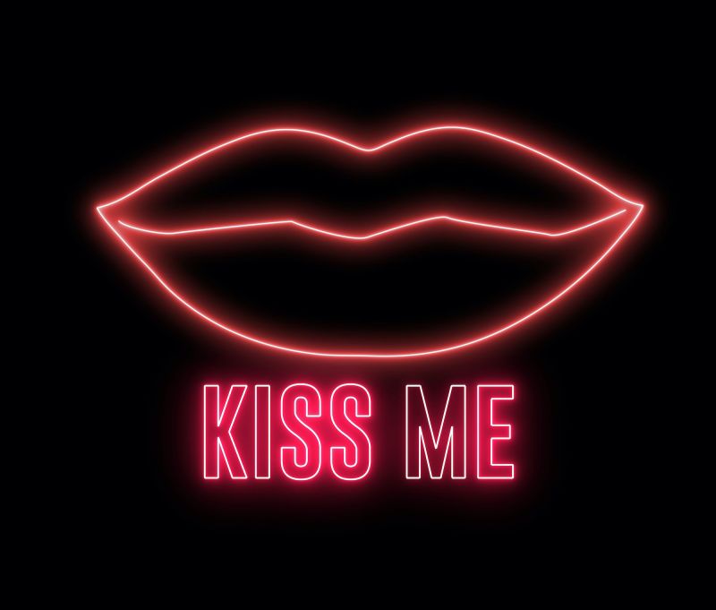 Graphics of lips and sign saying Kiss Me