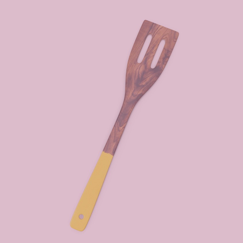 Fesser avec la spatule