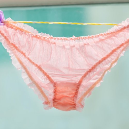 ¿Por Qué Siempre Estoy Mojada? Una Oda A Las Bragas Mojadas