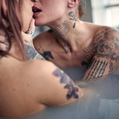 15 Hot Lesbian Sex Tips To Commit To Memory