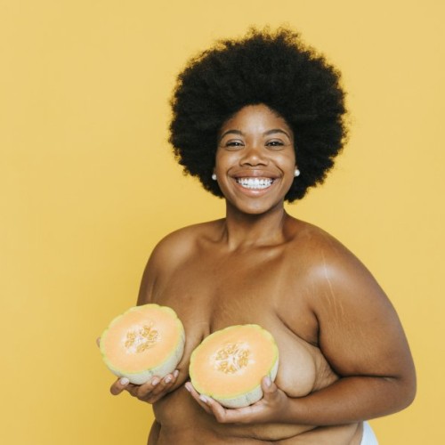 9 Hot Ways to Explore Your Exhibitionist Side