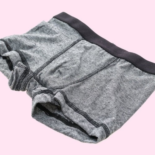 Ed Sheeran sold his underwear for £120 and other celebrities did it too!