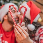 14 Christmas Date Ideas for a …
